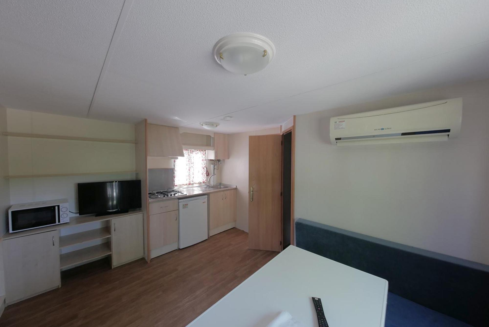 Camping Las Nogueras De 네르피오 외부 사진